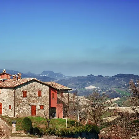 Flat On A Farm With Swimming Pool And Many Activities Σπίτι διακοπών SantʼAngelo in Vado