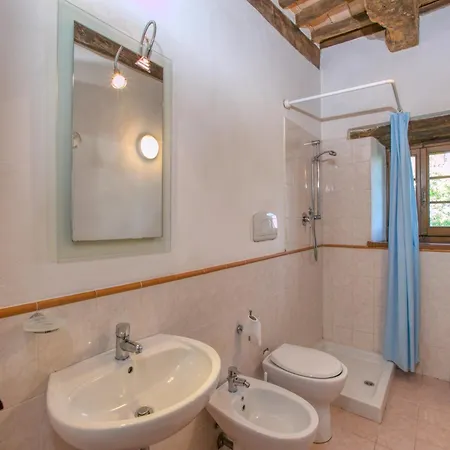 Holiday home Flat On A Farm With Swimming Pool And Many Activities