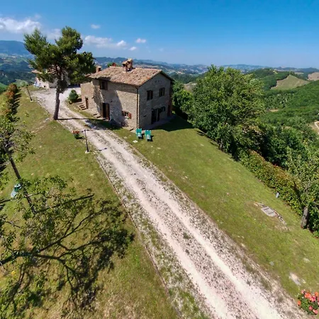 Flat On A Farm With Swimming Pool And Many Activities Vakantiehuis SantʼAngelo in Vado