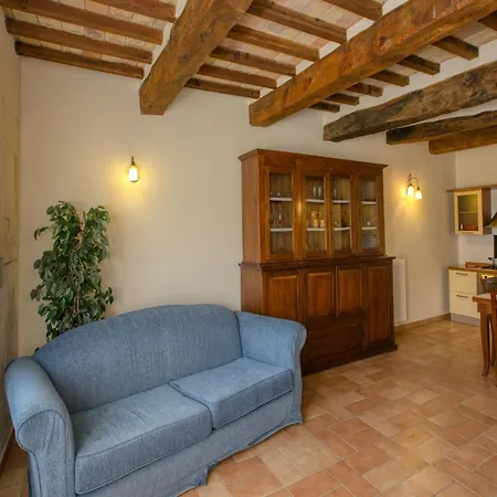 Flat On A Farm With Swimming Pool And Many Activities *